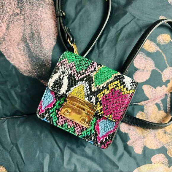 EUC ANGL Like Dreams Multicolor Snakeprint Belt Bag - Picture 1 of 4